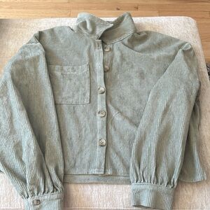 Women’s courdoury shirt jacket, size medium.